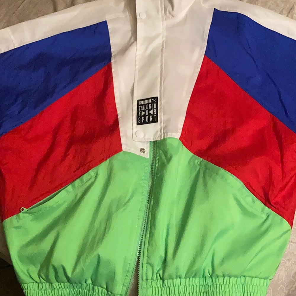 Brand new puma jacket size Medium